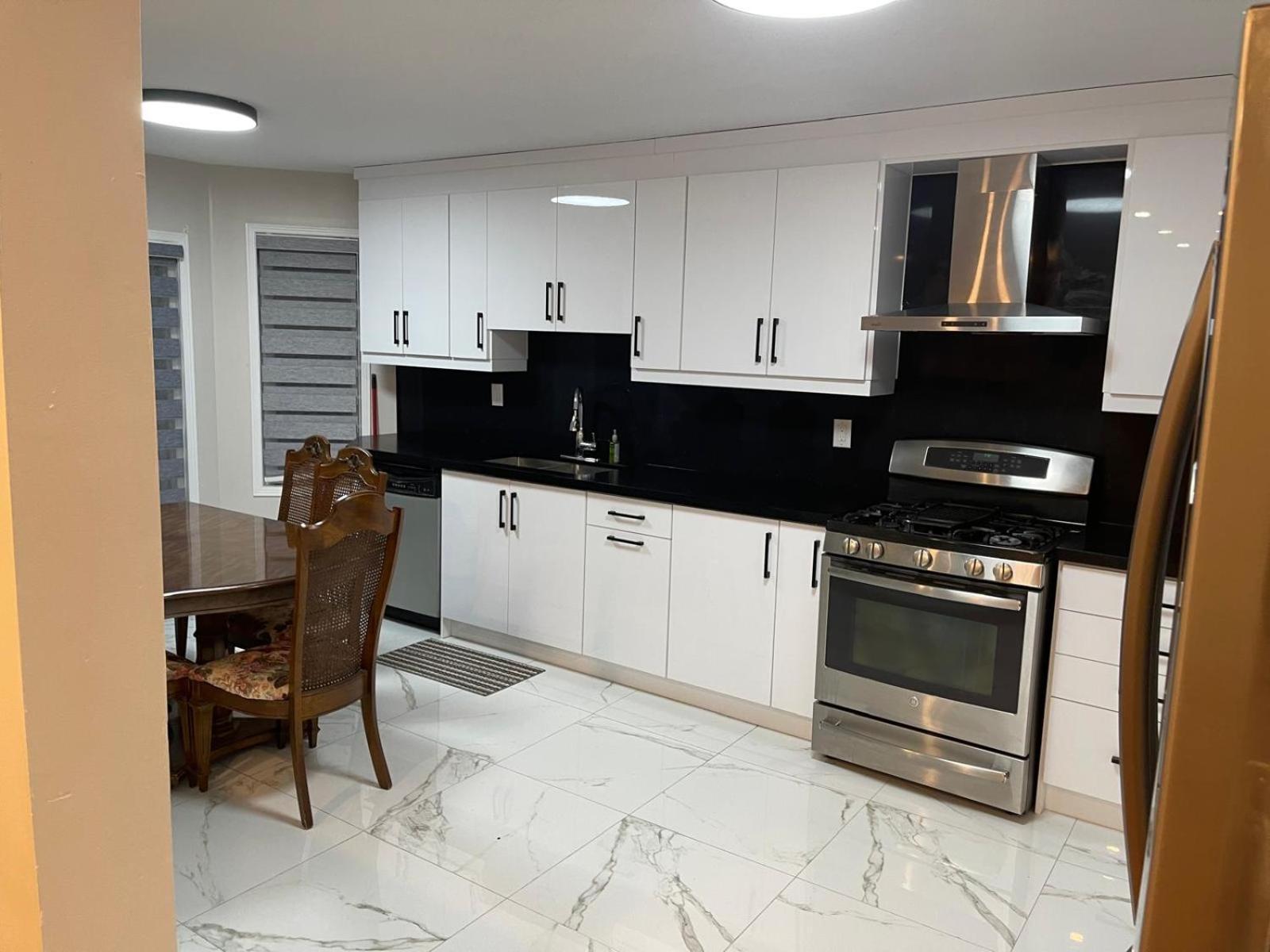 Likehome Уитби Экстерьер фото